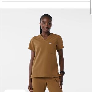 Figs scrub set in Earth color